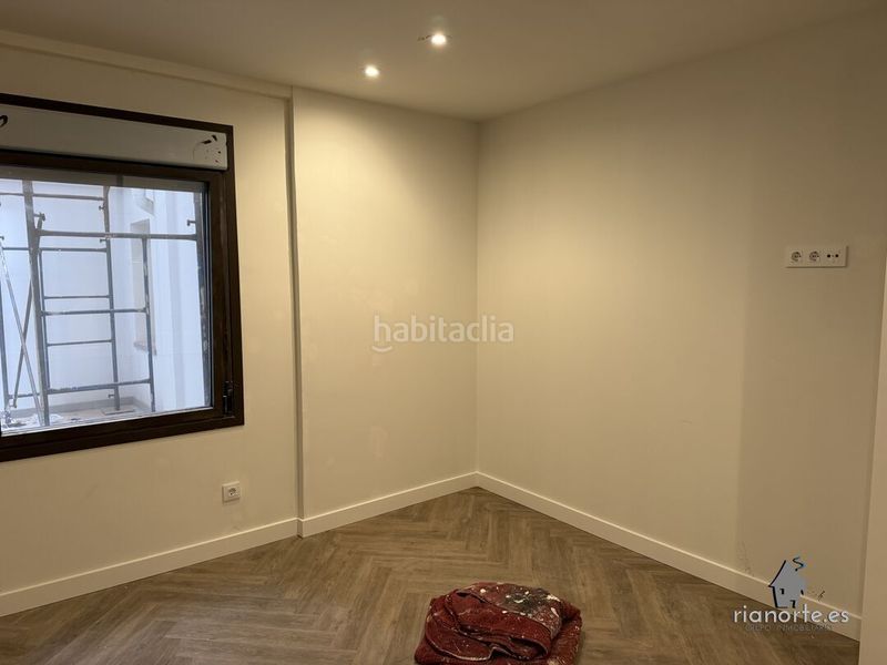Foto 37eadd62-8731-4600-a80f-9d4321449078. Pis a calle del comercio 15 a Ribadesella