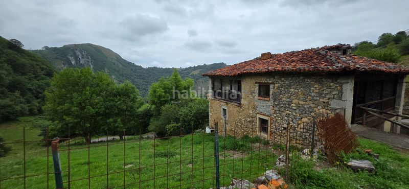 Foto df0bb5ee-7abd-4fd8-a5d7-7de58fff1cd3. Casa amb aparcament a Cangas de Onís