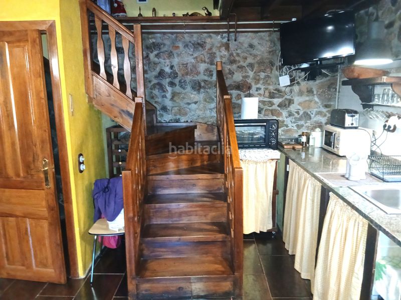 Foto 7aa2096c-b79a-4e7d-a0cf-c4a834246477. Casa amb xemeneia calefacció aparcament a Cangas de Onís