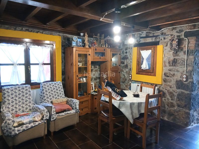 Foto ae275967-1e7b-4b12-acc3-d0ecbb86b55b. Casa amb xemeneia calefacció aparcament a Cangas de Onís