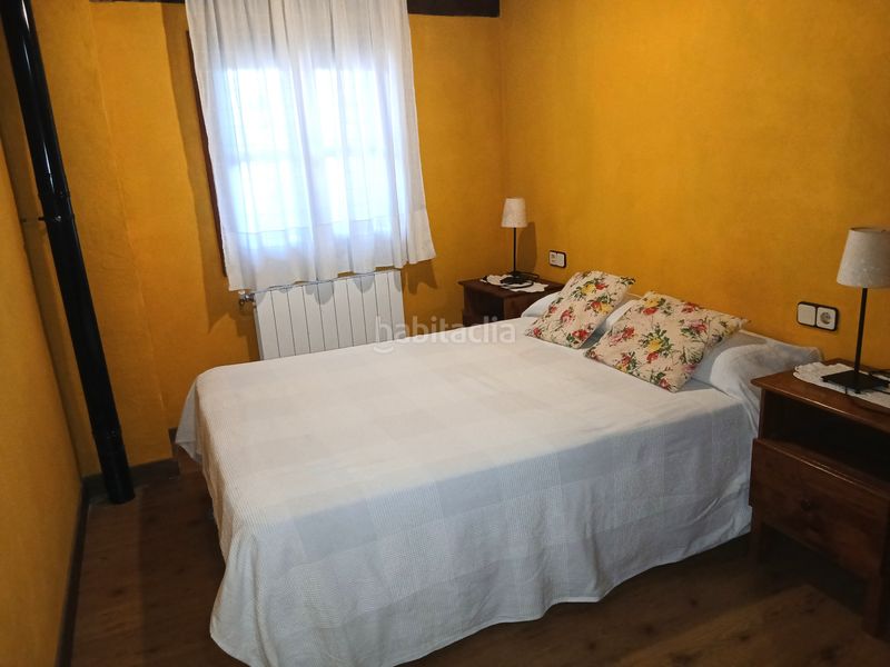 Foto d765b1a8-31e5-4be1-acad-34e404bd07b7. Casa amb xemeneia calefacció aparcament a Cangas de Onís
