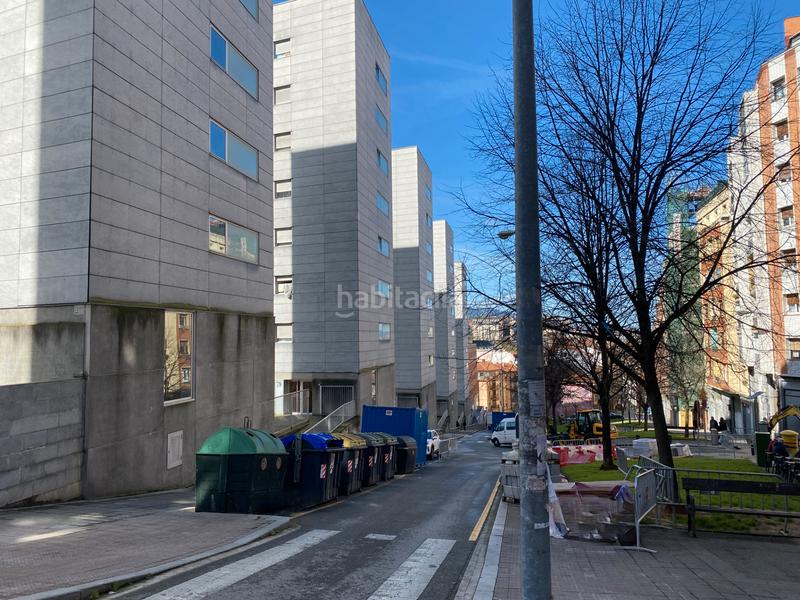 Foto 34c91124-4c76-400b-8cd5-188022b1d3df. Parking voiture dans Santutxu-Basarrate Bilbao