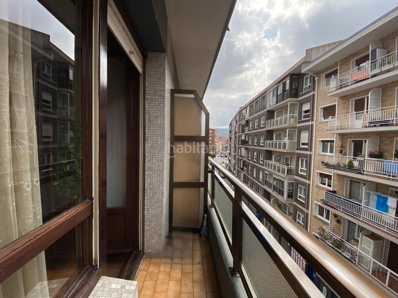Foto 5b8c58f0-711f-42c4-8140-217c08ba635c. Flat with heating parking in Santutxu-Basarrate Bilbao