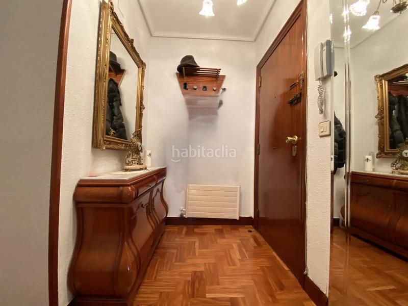 Foto c56eec90-0f77-48ed-baf9-5a92062d8e19. Flat with heating parking in Santutxu-Basarrate Bilbao