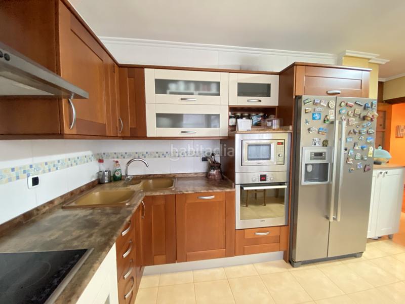 Foto 17ac2f9f-7685-4517-b6de-f2c43765c8fe. Etagenwohnung mit heizung in Santutxu-Basarrate Bilbao