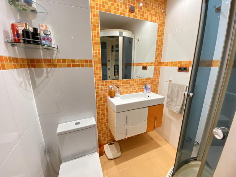 Foto b65e8a2e-e7f1-4c21-b6cf-714837c4129c. Etagenwohnung mit heizung in Santutxu-Basarrate Bilbao