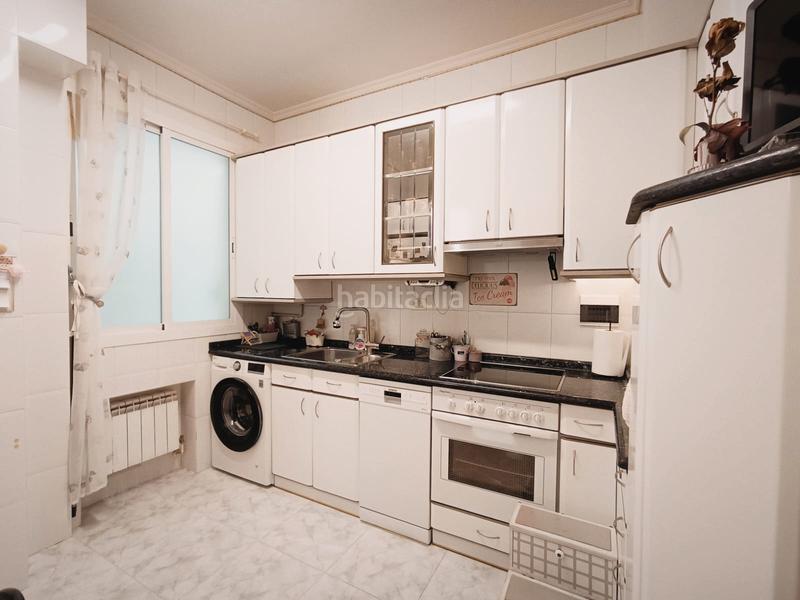 Foto 1233e2ff-1d51-4288-a44a-8e1b2d9fdd36. Etagenwohnung mit heizung in Sabino Arana-Jesuitas Bilbao