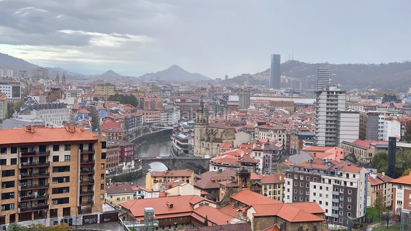 Foto 1ddf29d1-ff78-473d-9878-8decb4f95561. Pis a Atxuri Bilbao