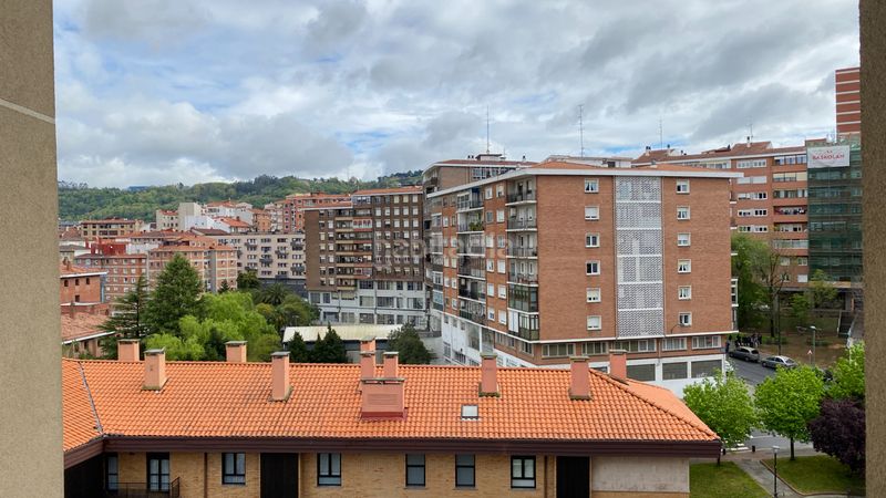 Foto ec23031e-b96e-41c6-a66e-7ab86c59e813. Pis a Atxuri Bilbao