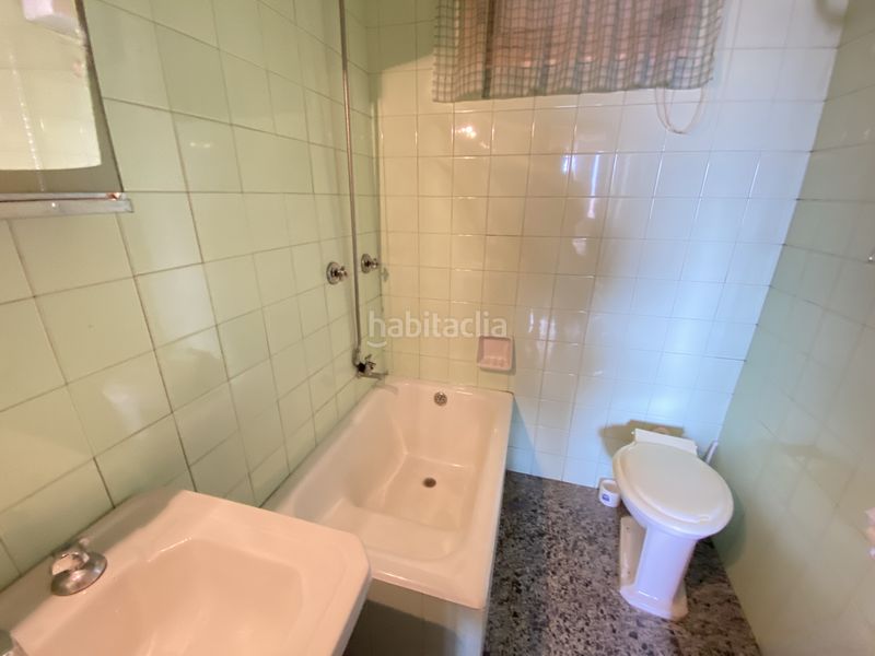 Foto b3858de3-25e7-4d2d-8b65-19e8b81ee186. Piso en Atxuri Bilbao