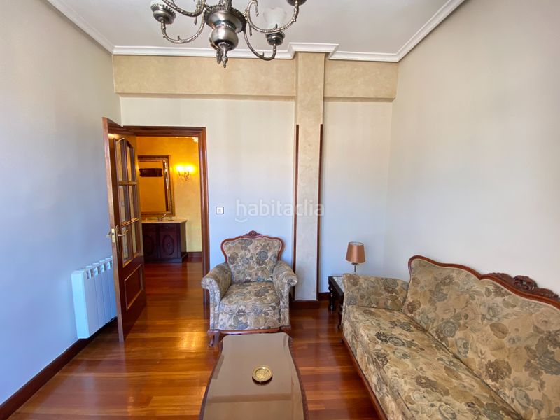 Foto 4bada81d-34bc-419d-9cce-d70d29503ea6. Pis amb calefacció a Santutxu-Basarrate Bilbao