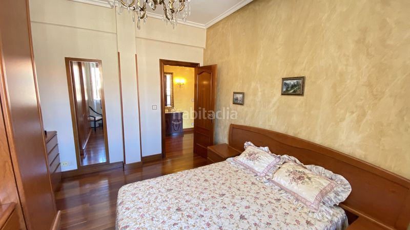 Foto c5ce8ec8-e718-4060-a7ba-a0ca623b7c14. Pis amb calefacció a Santutxu-Basarrate Bilbao