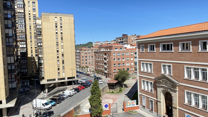 Foto fae3472d-dcc0-4fae-a32a-ab928e983d81. Pis amb calefacció a Santutxu-Basarrate Bilbao