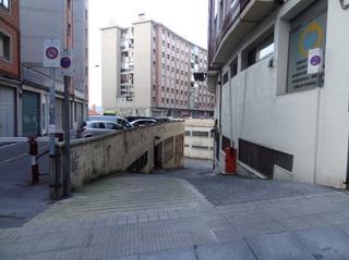 Aparcament cotxe  San francisquito kalea. Garaje en la zona de san francisquito, junto al colegio berriotx