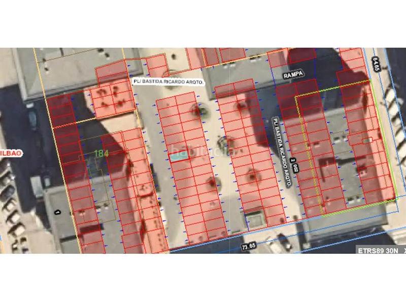 Foto efab1c7c-8ec6-4e9d-9100-b49a2f50396f. Autoparkplatz in Santutxu-Basarrate Bilbao