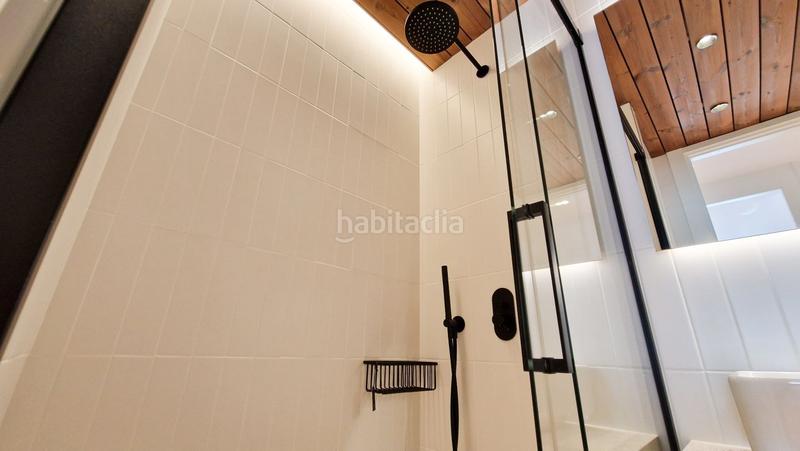 Foto 17fc76f7-ac04-4f9d-bab8-826bd7d42e62. Rent flat in gipuzkoa plaza 2 in Área Romántica Donostia - San Sebastián