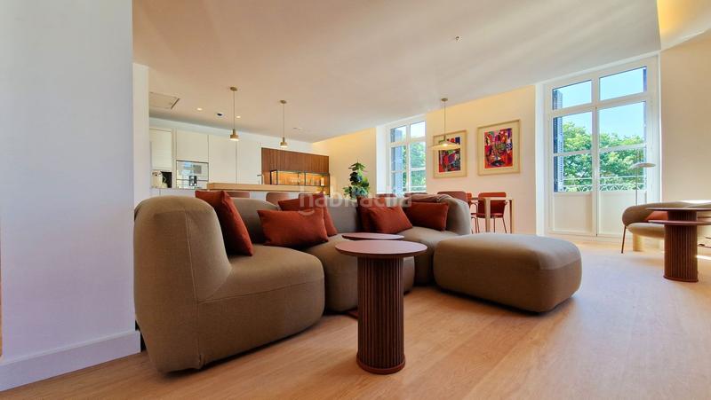 Foto b81e9405-7e5f-4aa2-8022-42aade65faa2. Rent flat in gipuzkoa plaza 2 in Área Romántica Donostia - San Sebastián