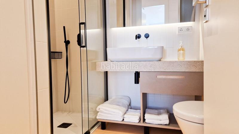 Foto bf3d1322-6bb2-43b7-ba6c-44e388c66bb2. Rent flat in gipuzkoa plaza 2 in Área Romántica Donostia - San Sebastián
