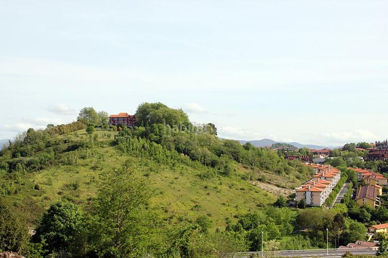 Foto 4c1fb275-db2a-4b0a-b27a-6a28560ce4e3. Piso venta de piso en belizalde aiete donostia con garaje arrendado hasta enero de 2027 en Donostia - San Sebastián
