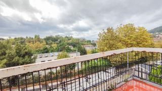 Location Appartement  Zarategi pasealekua. Alquiler piso en zarategi intxaurrondo