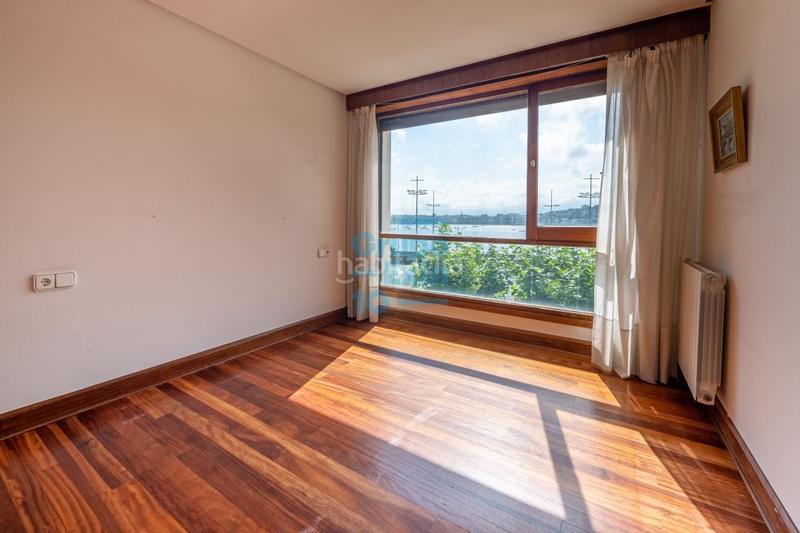 Foto 8bfcd45d-7c23-43a3-a63d-f8a24674d3ed. Appartement avec chauffage parking dans Antiguo Donostia - San Sebastián
