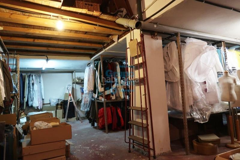 Foto a5f2bab4-80f0-45af-bb34-2b35c2a3f898. Local commercial dans Gros Donostia - San Sebastián