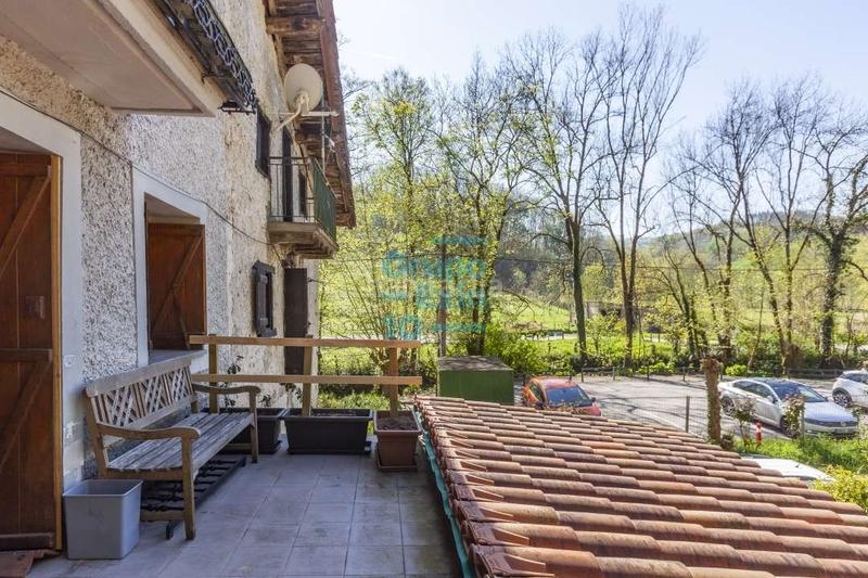 Foto 022e2cde-02fa-4c4d-9bca-f5c96b7d49b6. Local commercial dans Oiartzun