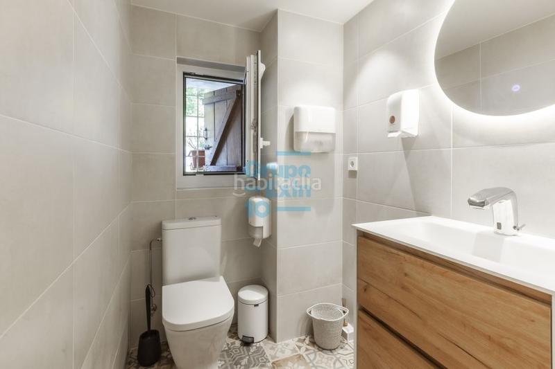 Foto 4603e866-d8c7-4a5e-a7cb-a54cb49154f4. Local commercial dans Oiartzun