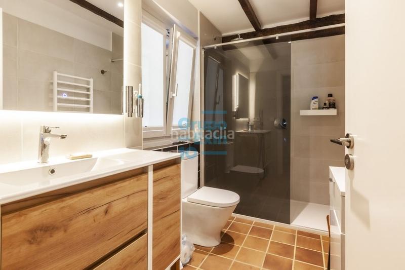 Foto df9d631c-d3ba-4617-aa6e-893f48088539. Local commercial dans Oiartzun