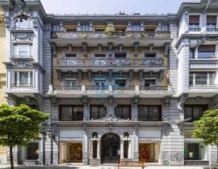 Pis  San martzial kalea. En edificio señorial, en calle san marcial, junto al centro come