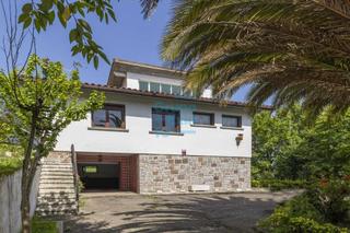 Casa  Bidegaina kalea. Villa individual a reformar en parcela de 1.222 m con magnífica