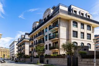 Pis  Frantzia pasealekua. Paseo de francia, preciosa vivienda en planta cuarta totalmente