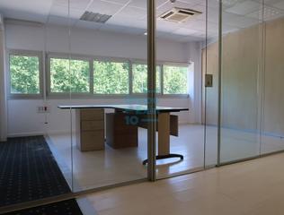 Rent Office space in Urnieta. Oficinas en edificio de oficinas en igarategi industrialdea junt