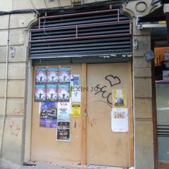 Location Local commercial  Autonomía. Local comercial parcialmente acondicionado en plaza easo