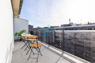 Appartement  Madrid etorbidea. En primera zona de avenida de madrid ático con amplia terraza so