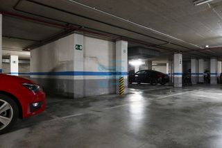 Autoparkplatz  De eibar plaza. Junto a arcco se vende plaza de aparcamiento para motos o coche