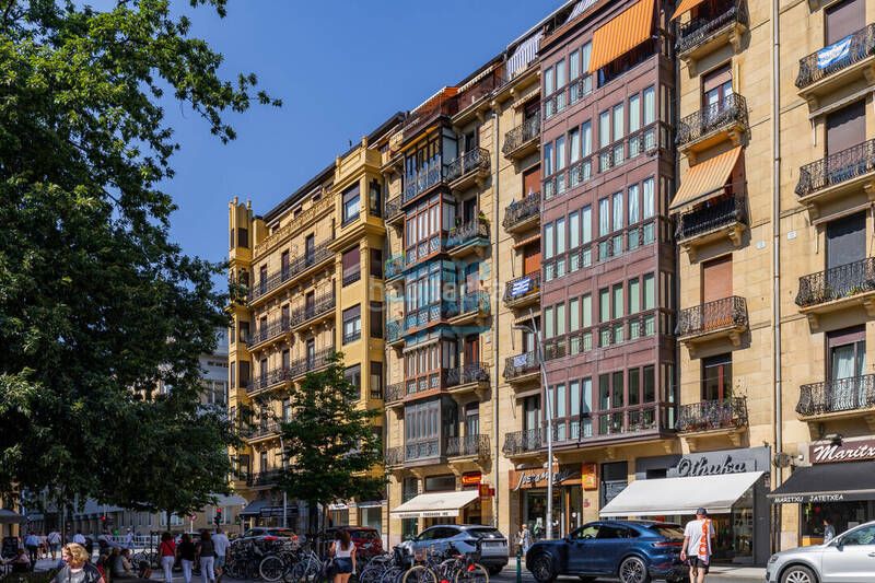 Foto e4bc1eaa-e3a5-4f4b-99fa-91cec1052969. Flat with heating in Amara Zaharra-Arbaizenea Donostia - San Sebastián
