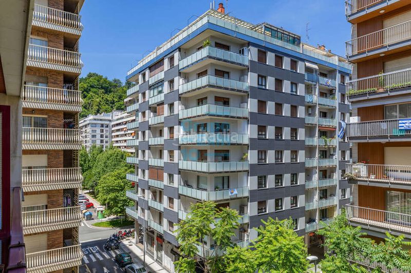 Foto d030703e-00ee-4377-aea6-b4e562c7e8ae. Pis amb calefacció a Amara Donostia - San Sebastián
