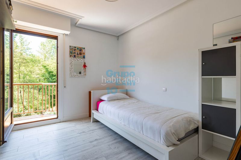 Foto aca54fe2-3dea-415c-b98c-61c399c0b898. Casa adossada amb calefacció aparcament a Pinar - Anaka - Belaskoenea Irun