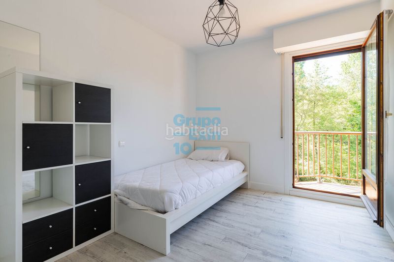 Foto ecf73dae-96a2-443c-93bc-3014450f8b50. Casa adossada amb calefacció aparcament a Pinar - Anaka - Belaskoenea Irun