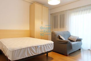 Miete Appartement  Carlos i. Torre de podavines, se alquila apartamento de aproximadamente 40