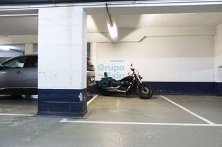 Posto auto in Amara. Raya de garaje para coche en sotano 1. ubicación muy próxima al