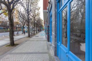 Local Comercial  Madrid etorbidea. Avenida de madrid local comercial con amplio escaparate.