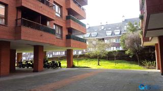 Car parking in Plaza Del Deporte