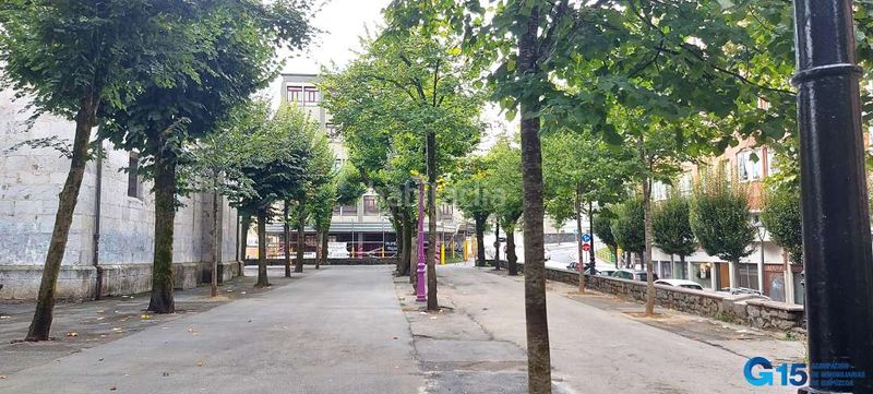 Foto d0fae1f7-48ab-4c38-8d7b-e60a6981e08a. Location local commercial dans Hernani