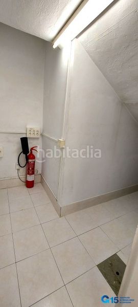 Foto f120a1f8-ccff-466b-9000-c5498dd6a5a0. Location local commercial dans Hernani