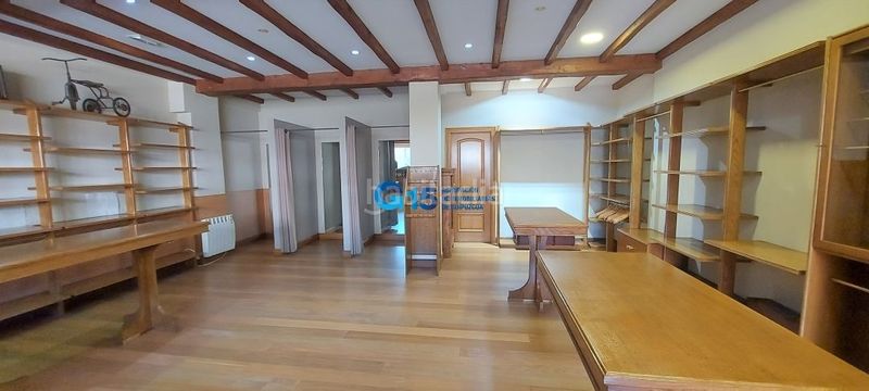 Foto d6a7a97e-36ab-4f3d-8e12-aa80201b8ad2. Lloguer local comercial a Usurbil