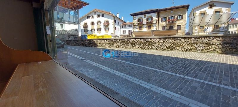 Foto f0135236-7f87-4fdc-9191-154d8be17a1e. Lloguer local comercial a Usurbil