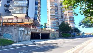 Aparcament cotxe  Txapinene kalea. Garaje en altza