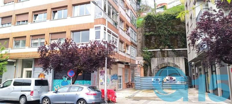 Foto e5c5328e-dc91-4a35-87cd-7027b87af0c6. Local comercial local en calle autonomia en Amara Zaharra-Arbaizenea Donostia - San Sebastián